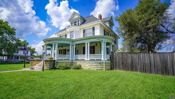 $325,000 | 200 East 14th Street, Horton, KS 66439