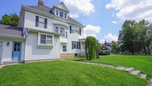 $325,000 | 200 East 14th Street, Horton, KS 66439