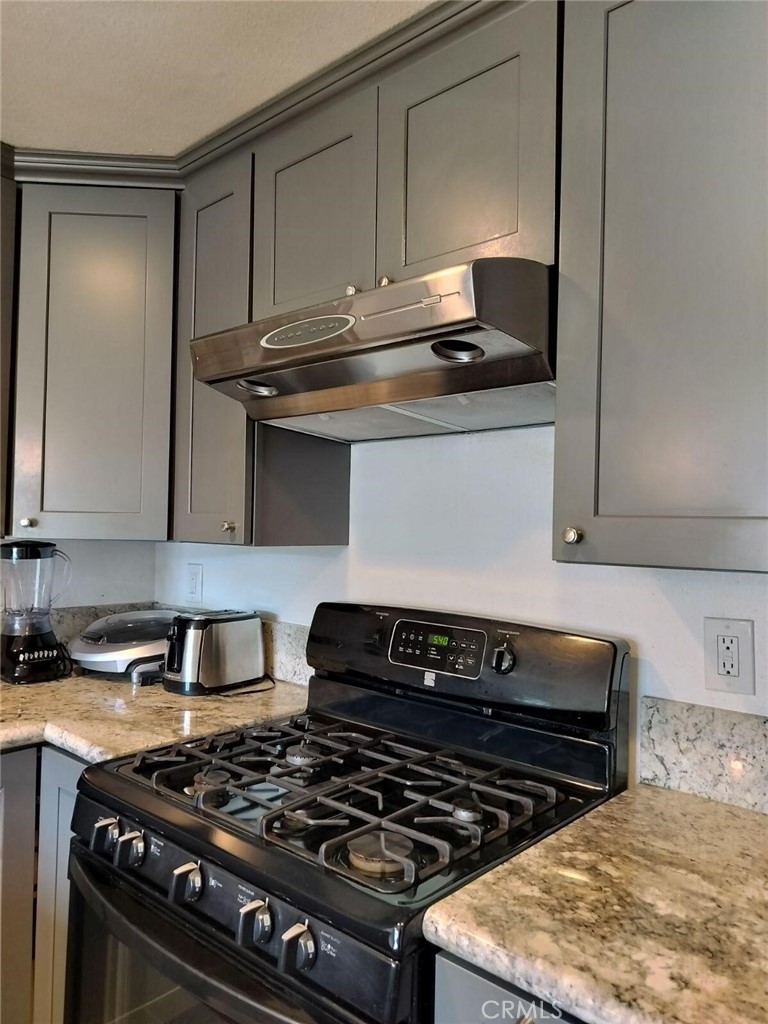 1301 Wheaton Way Riverside, CA 92507 - Photo 6 of 15