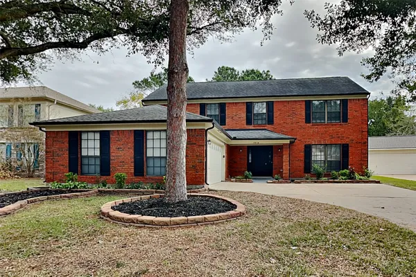 $2,400 | 7514 Dogwood Falls Road, Houston, TX 77095