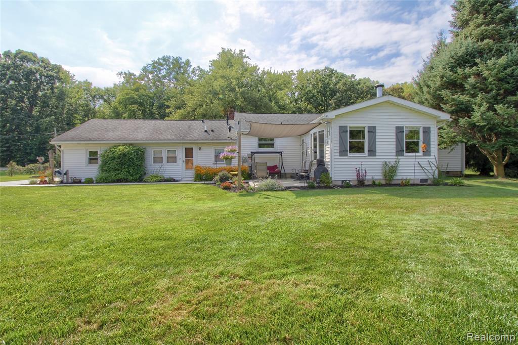 10784 Exeter Road Carleton, MI 48117 - Photo 26 of 64