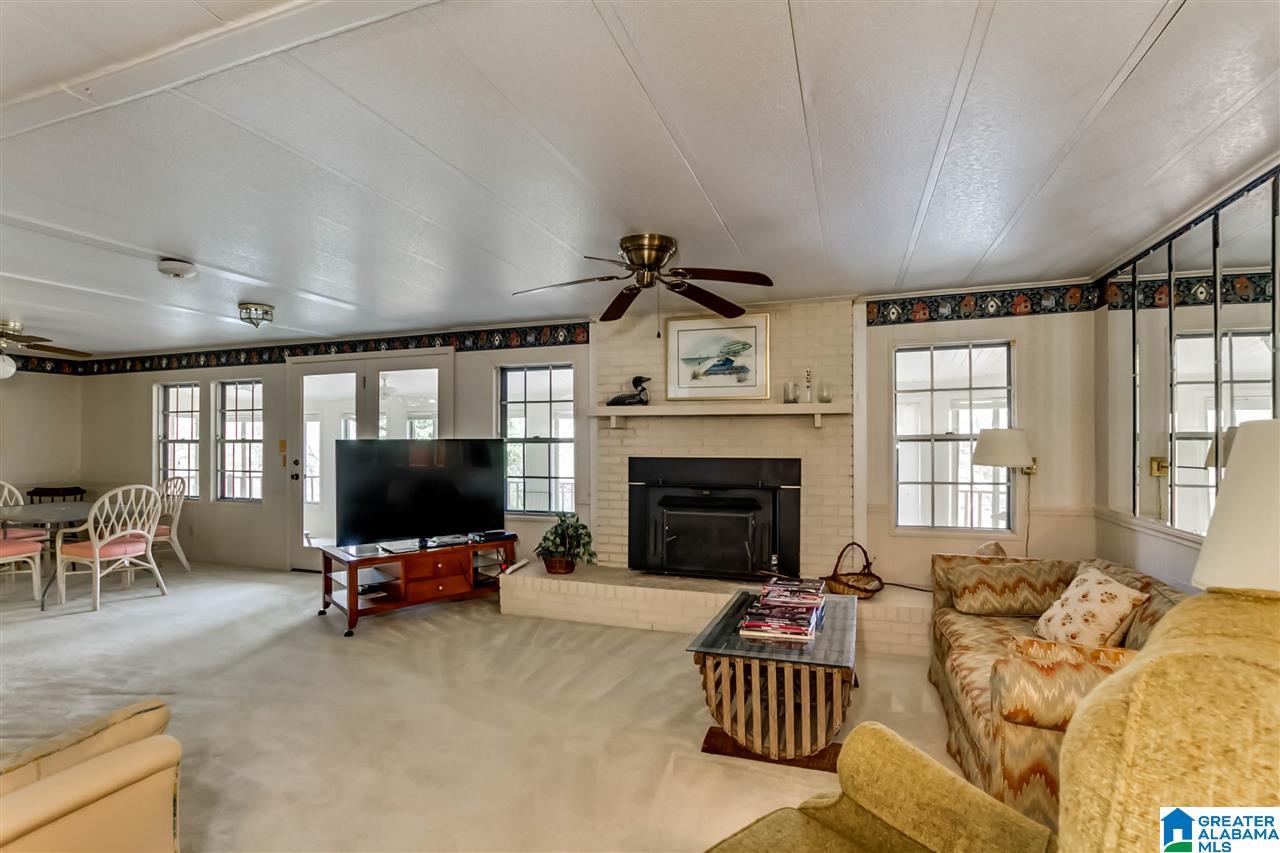 17112 Searcy Road Northport, AL 35475 - Photo 15 of 40