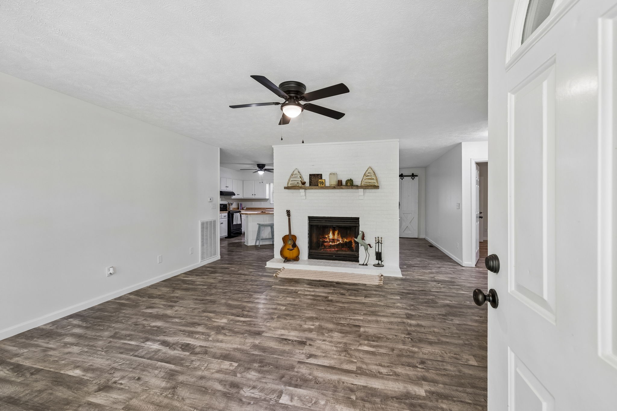 619 Longbranch Road Hohenwald, TN 38462 - Photo 5 of 82 Gallery Image 5