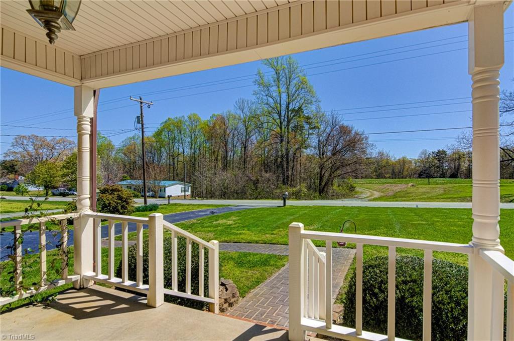 1001 Ritters Lake Road Greensboro, NC 27406 - Photo 4 of 30 Gallery Image 4