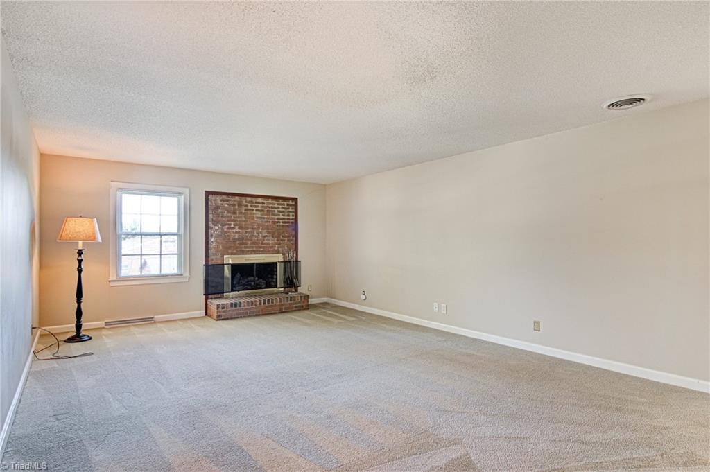 1001 Ritters Lake Road Greensboro, NC 27406 - Photo 9 of 30 Gallery Image 9