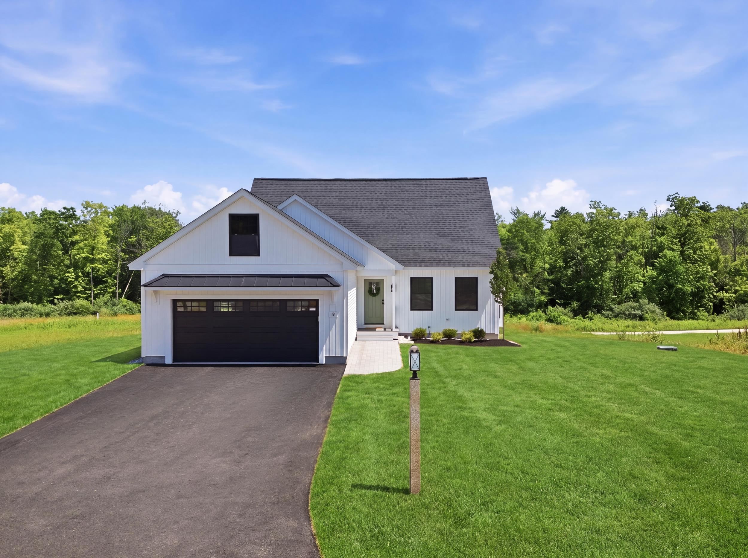 8 Robin Way, Unit 7 Chester, NH 03036 - Photo 1 of 43 Gallery Image 1