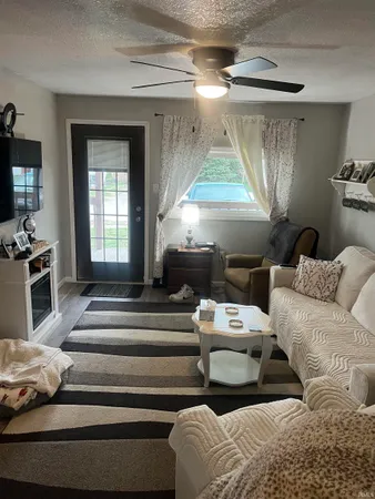 $70,000 | 2713 Prairie Grove Drive, Fort Wayne, IN 46809