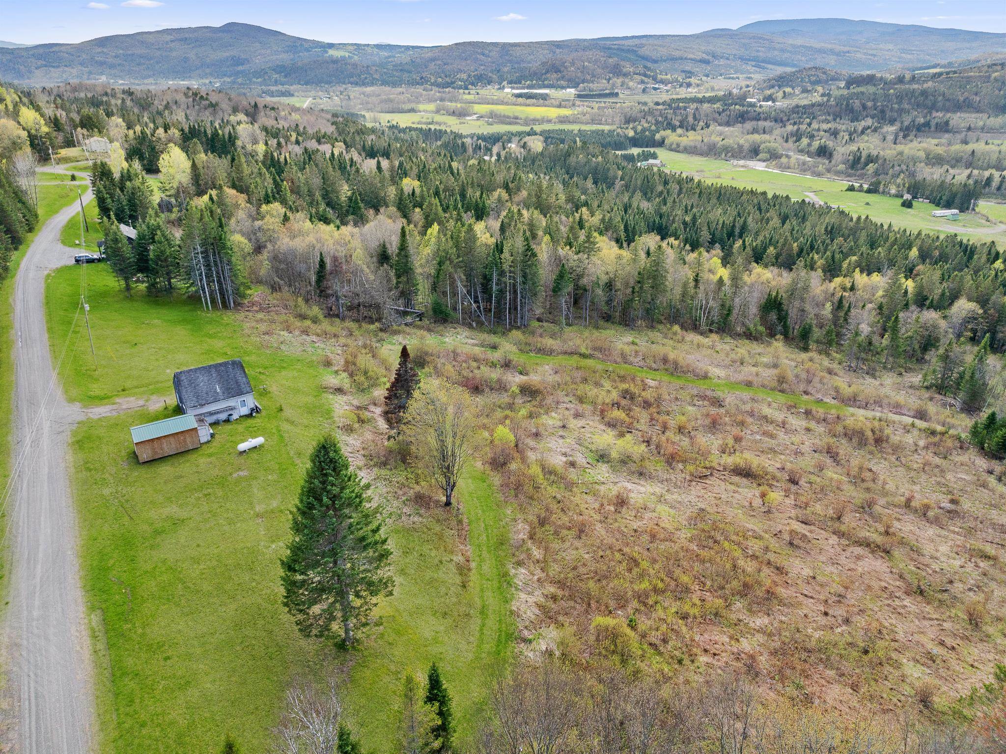 131 Daniel Beard Road Pittsburg, NH 03592 - Photo 16 of 27