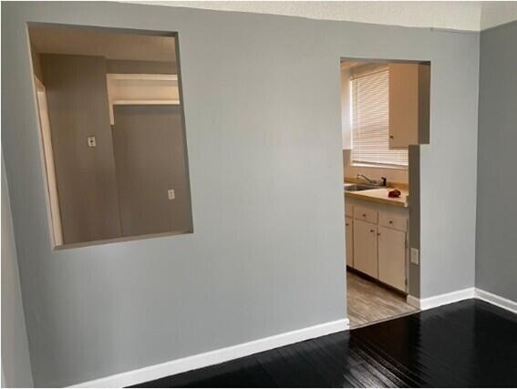 18988 Dale Street Detroit, MI 48219 - Photo 4 of 9 Picture4