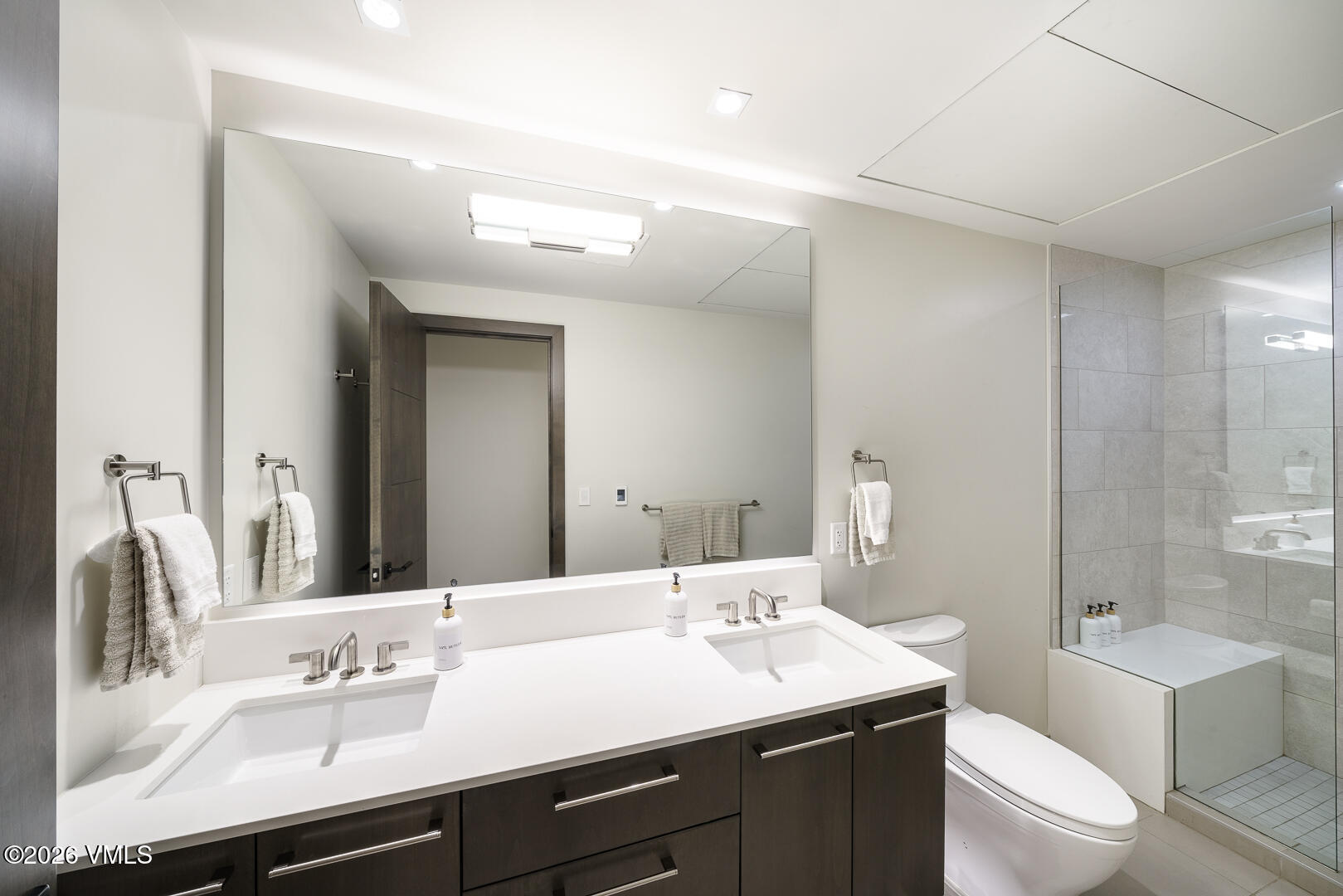 430 South Frontage Road East, Unit RU206 Vail, CO 81657 - Photo 13 of 28 Altus_Vail_206_058