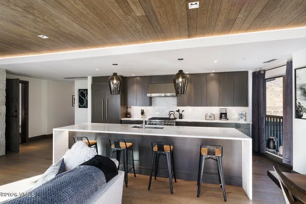 $6,295,000 | 430 South Frontage Road East, Unit RU206, Vail, CO 81657