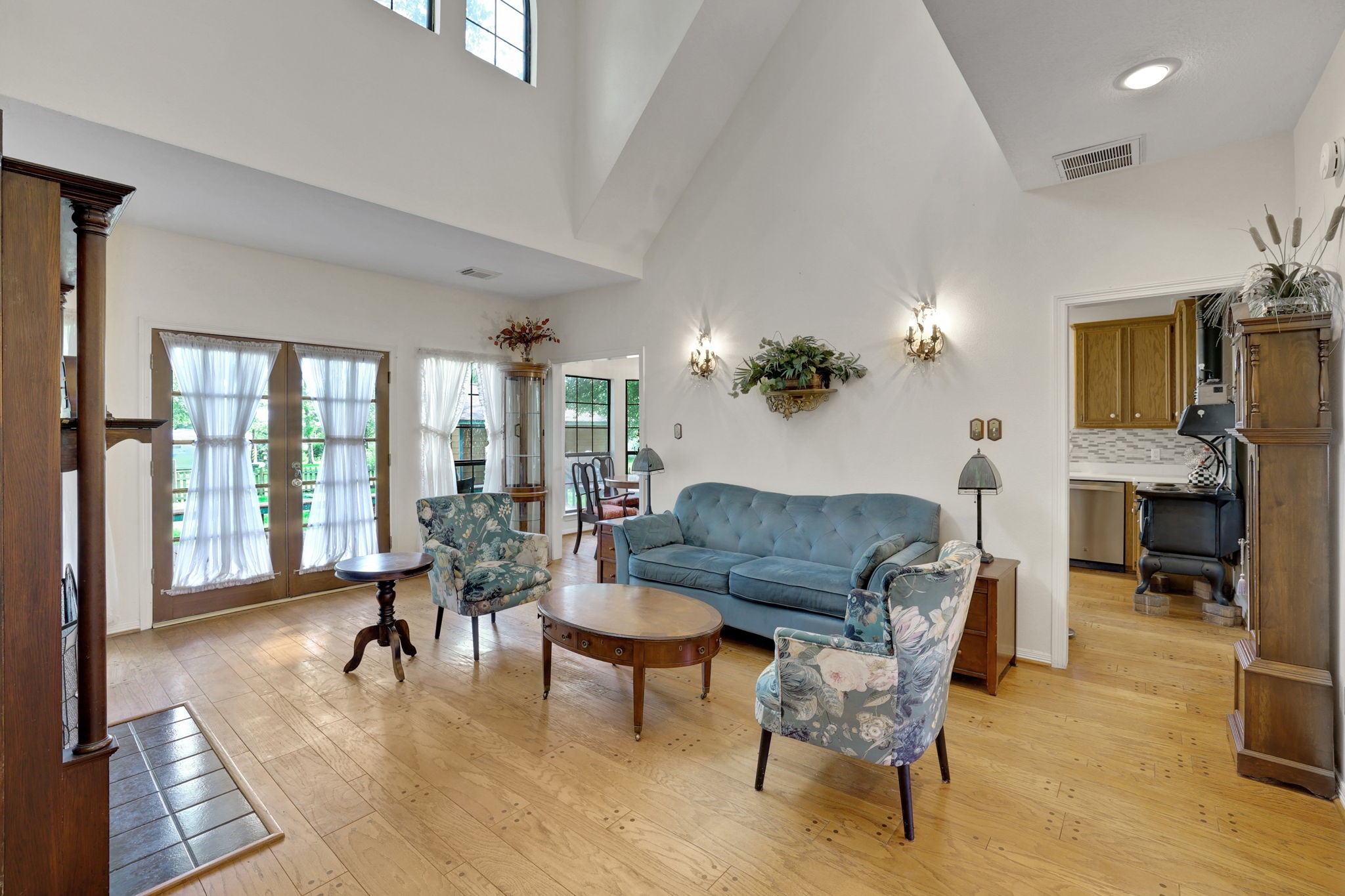 219 Harris Road Highlands, TX 77562 - Photo 23 of 49