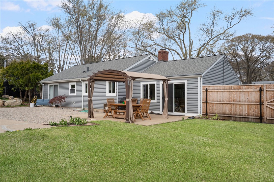 628 County Road Barrington, RI 02806 - Photo 28 of 40