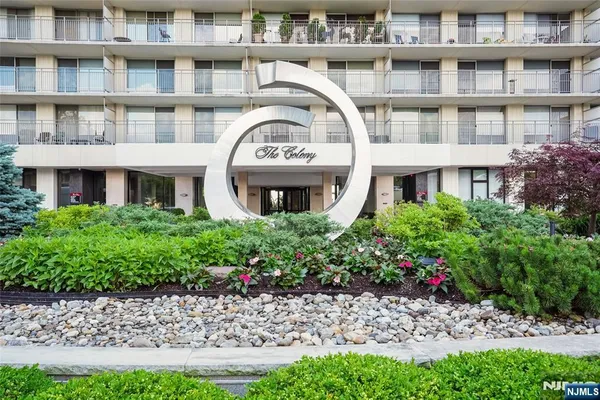 $435,000 | 1530 Palisade Avenue, Unit 27K, Fort Lee, NJ 07024