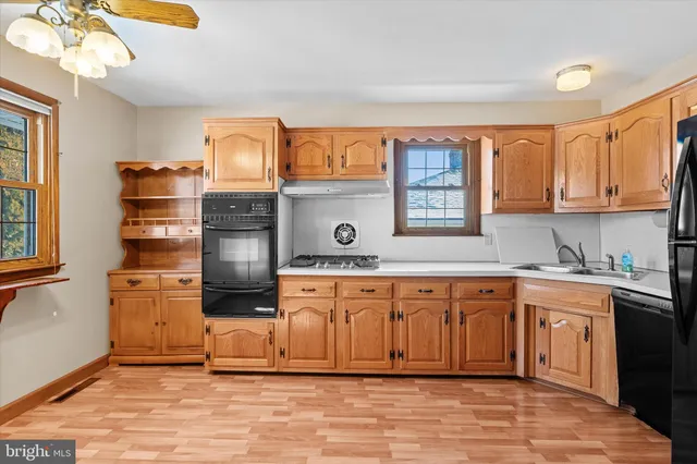 $395,000 | 2423 Parris Drive West, Wilmington, DE 19808