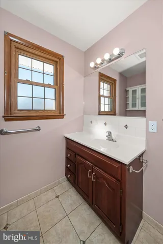 $395,000 | 2423 Parris Drive West, Wilmington, DE 19808