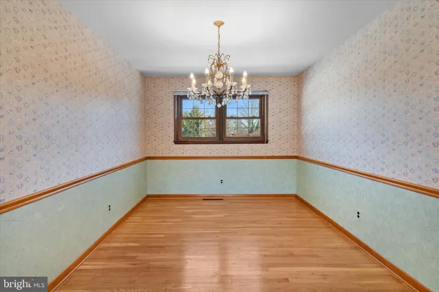 $395,000 | 2423 Parris Drive West, Wilmington, DE 19808