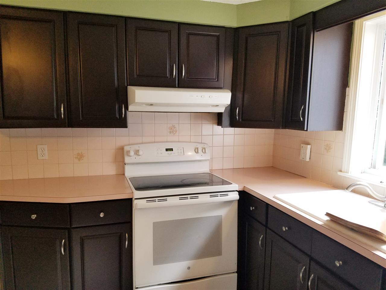 23 Dunloggin Road Nashua, NH 03063 - Photo 5 of 24 Gallery Image 5