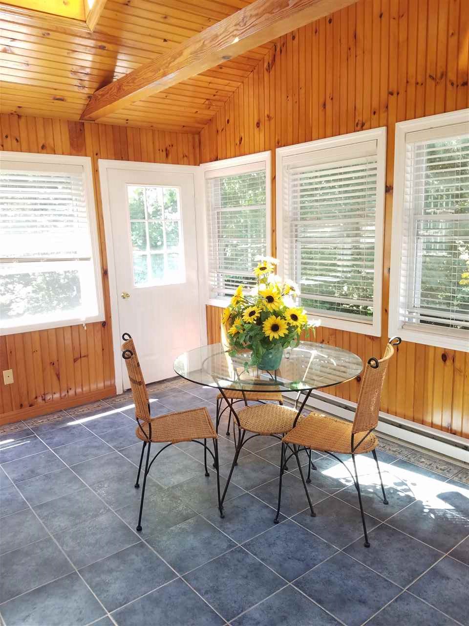 23 Dunloggin Road Nashua, NH 03063 - Photo 6 of 24 Gallery Image 6