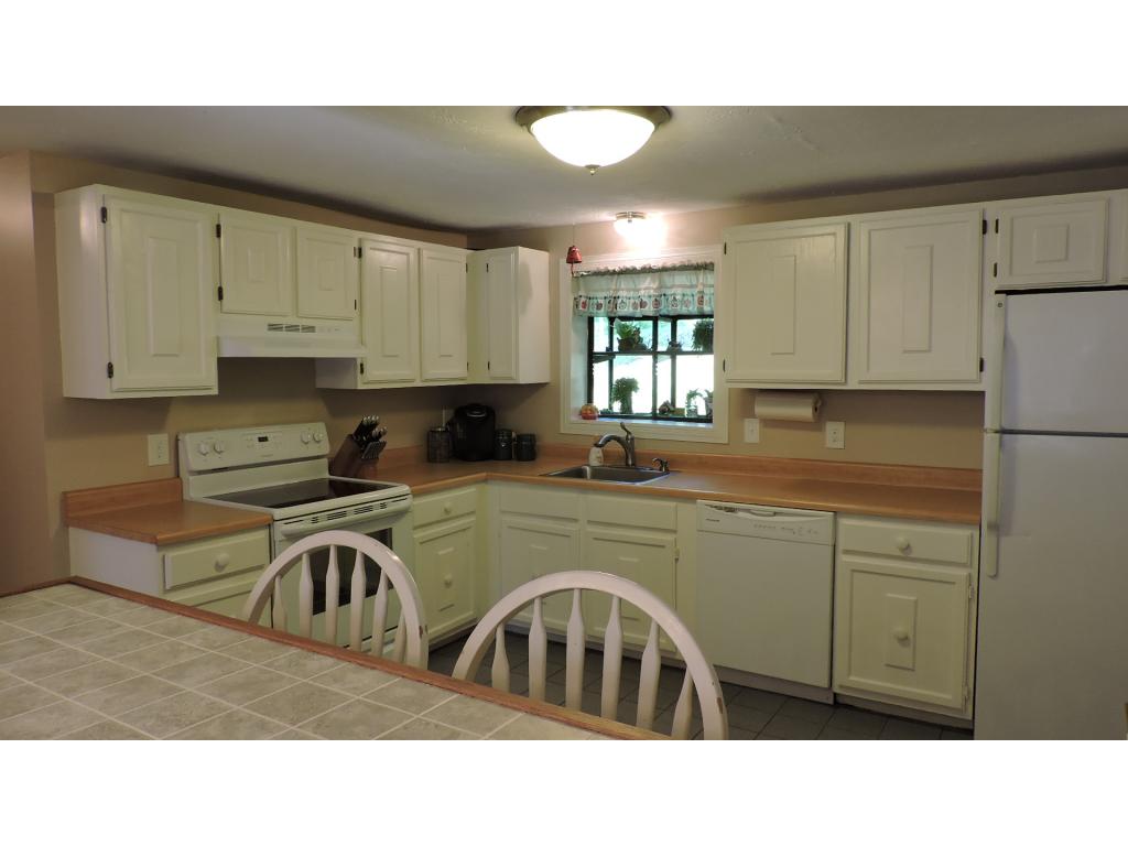 149 Clough Park Road Weare, NH 03281 - Photo 6 of 24 Gallery Image 6