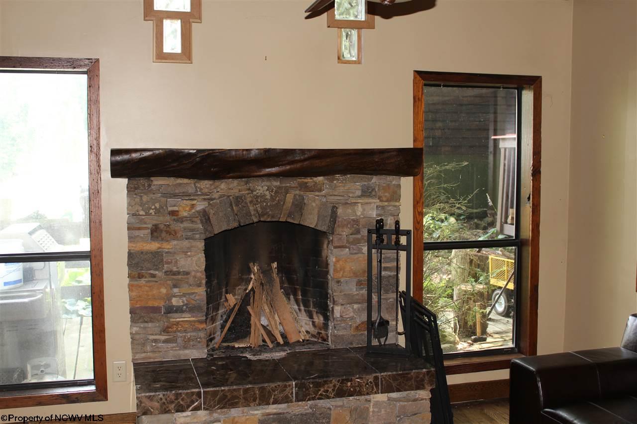 541 Rockley Road Morgantown, WV 26508 - Photo 3 of 15 Gallery Image 3