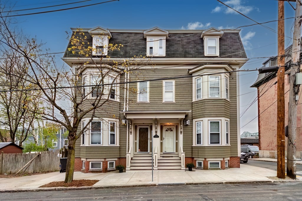 10 Beacon Street, Unit 3 Chelsea, MA 02150 - Photo 27 of 29 a front view of a house