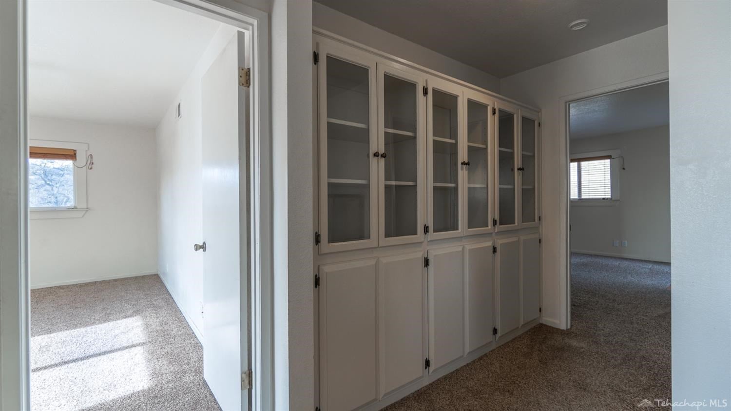 25401 Bear Valley Road Tehachapi, CA 93561 - Photo 14 of 35 Gallery Image 14