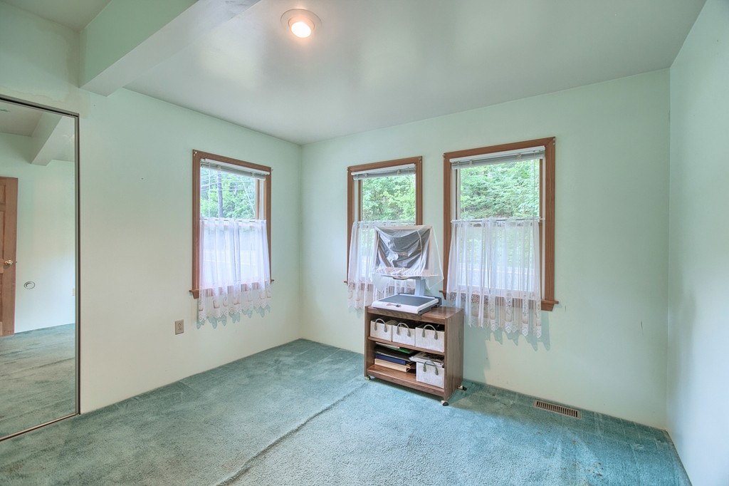 3 Forge Village Road Westford, MA 01886 - Photo 12 of 18 Gallery Image 12