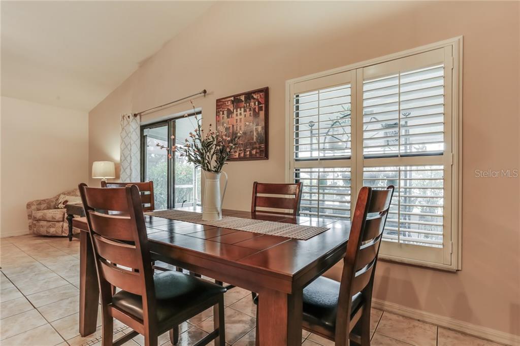 1618 Compton Street Brandon, FL 33511 - Photo 8 of 25 Gallery Image 8