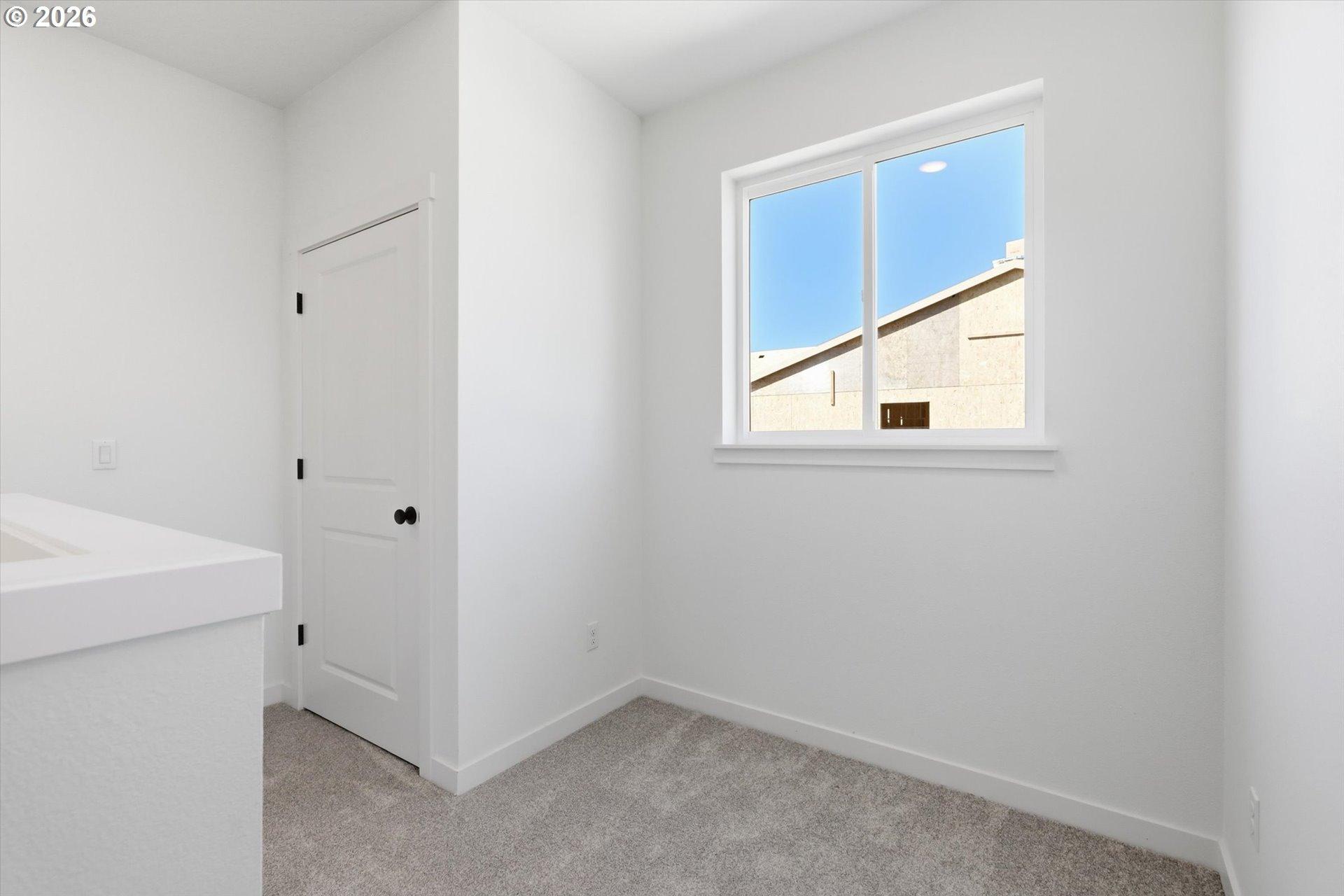 4136 Southwest 174th Avenue Aloha, OR 97078 - Photo 27 of 44 Gallery Image 27