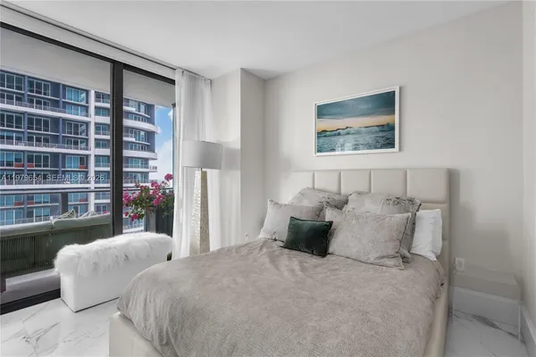 $4,100 | 1300 South Miami Avenue, Unit 2508, Miami, FL 33130