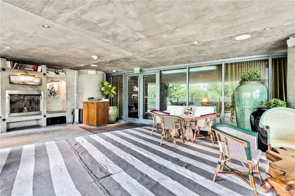 $4,100 | 1300 South Miami Avenue, Unit 2508, Miami, FL 33130