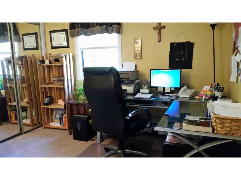 96 Mann School Road Smithfield, RI 02917 - Photo 18 of 23 Studio/Study/Office.