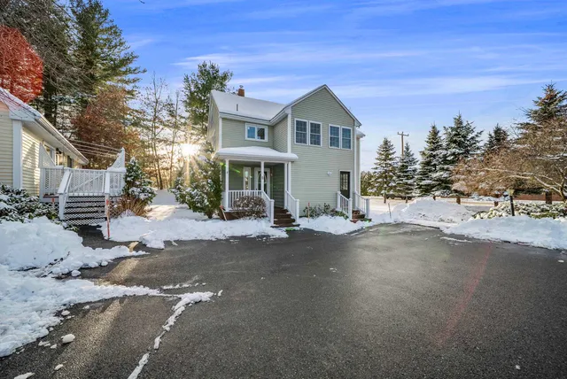 $299,900 | 15 A Roosevelt Avenue, Hudson, NH 03051