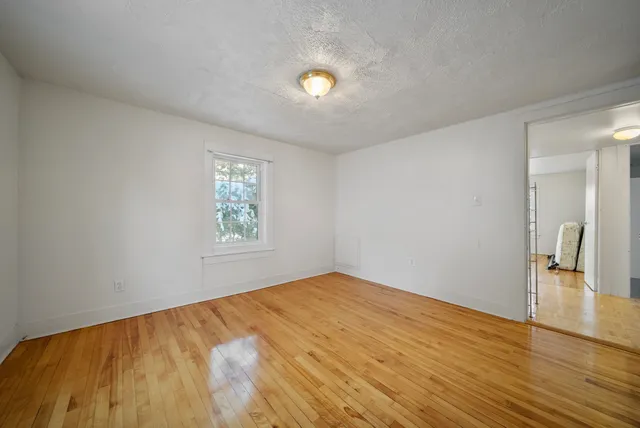 $299,900 | 15 A Roosevelt Avenue, Hudson, NH 03051