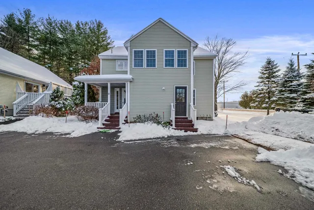 $299,900 | 15 A Roosevelt Avenue, Hudson, NH 03051