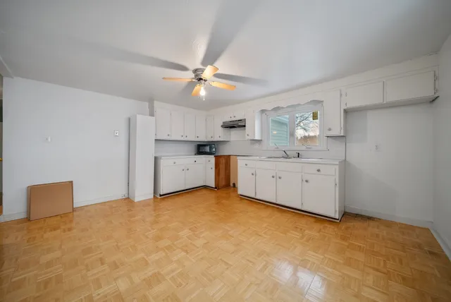 $299,900 | 15 A Roosevelt Avenue, Hudson, NH 03051