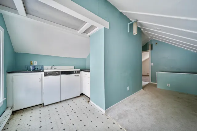 $299,900 | 15 A Roosevelt Avenue, Hudson, NH 03051