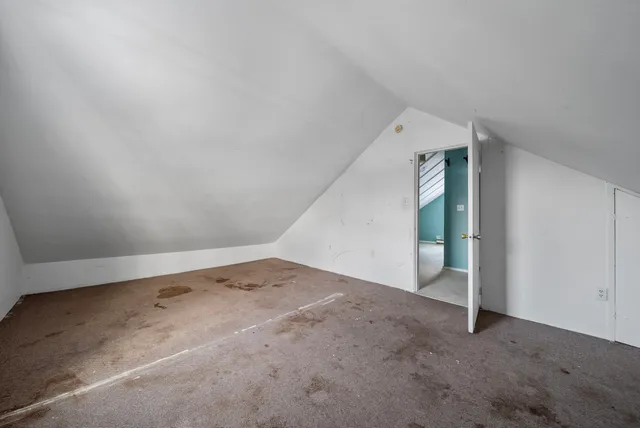 $299,900 | 15 A Roosevelt Avenue, Hudson, NH 03051