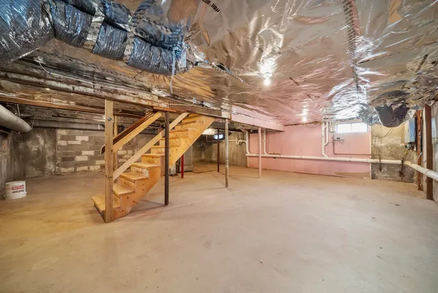 $299,900 | 15 A Roosevelt Avenue, Hudson, NH 03051