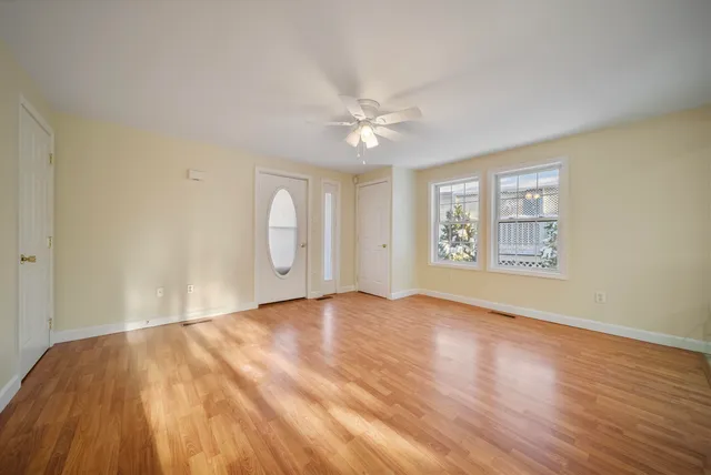 $299,900 | 15 A Roosevelt Avenue, Hudson, NH 03051