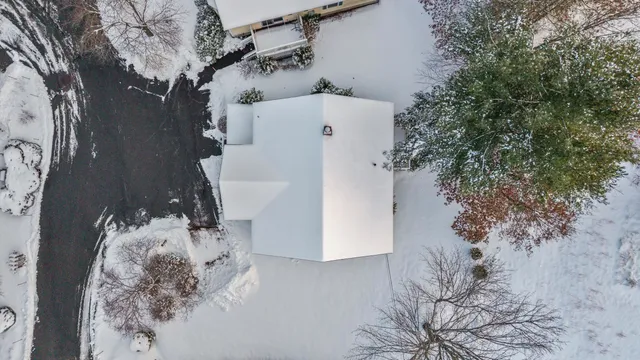 $299,900 | 15 A Roosevelt Avenue, Hudson, NH 03051