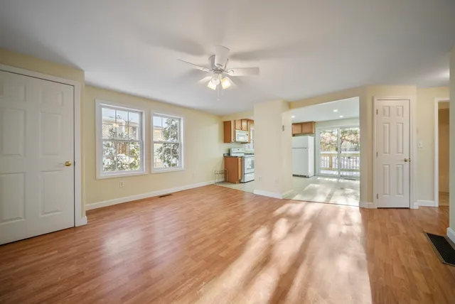 $299,900 | 15 A Roosevelt Avenue, Hudson, NH 03051