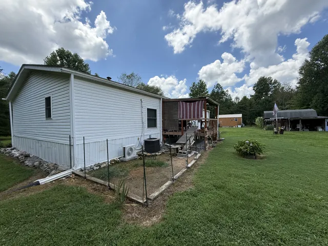 $337,500 | 614 Fairview Road, Loretto, TN 38469