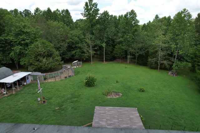 $337,500 | 614 Fairview Road, Loretto, TN 38469