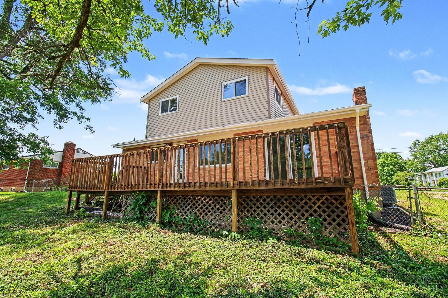 6004 Snyder Road Cincinnati, OH 45247 - Photo 23 of 35