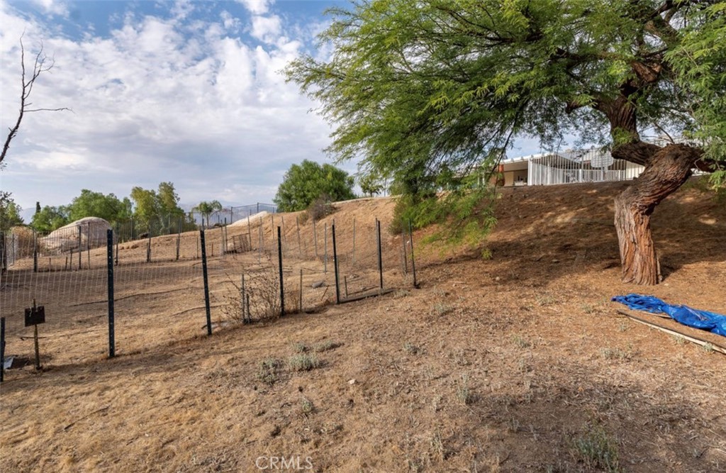 27531 Big Springs Ranch Road Hemet, CA 92544 - Photo 33 of 39