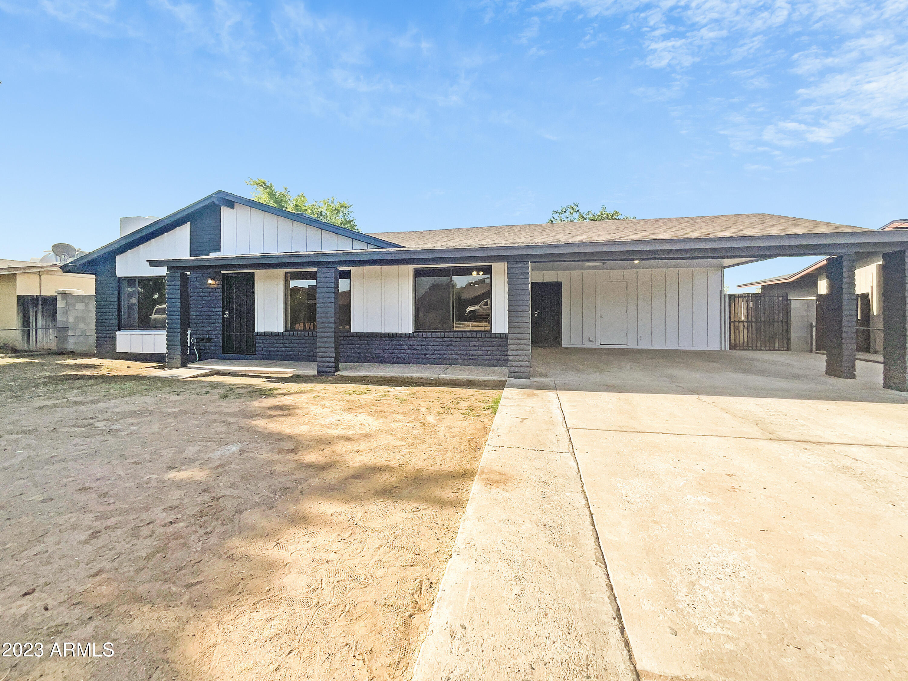 9013 West Roma Avenue Phoenix, AZ 85037 - Photo 4 of 25 photo_04