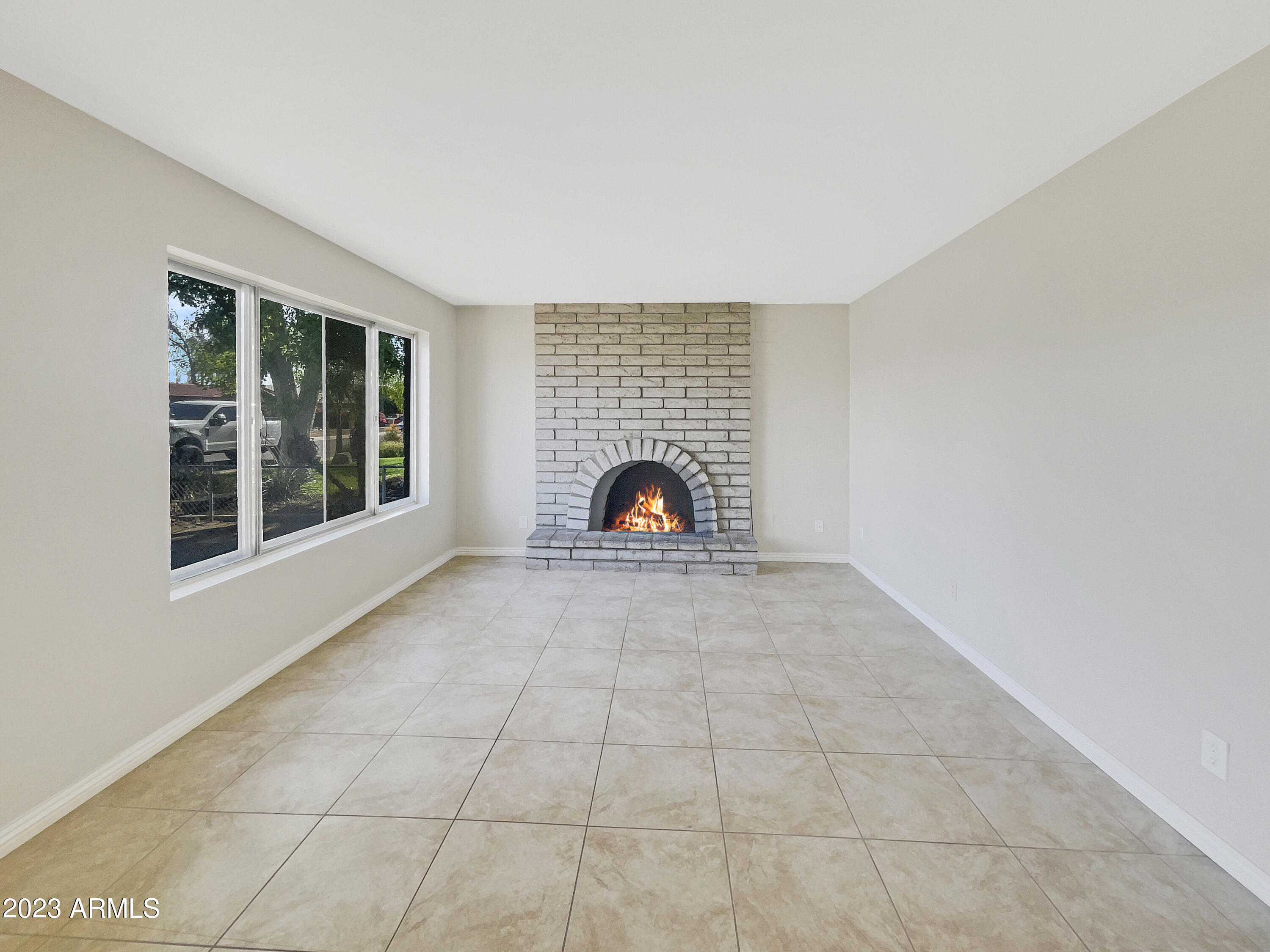 9013 West Roma Avenue Phoenix, AZ 85037 - Photo 8 of 25 photo_08
