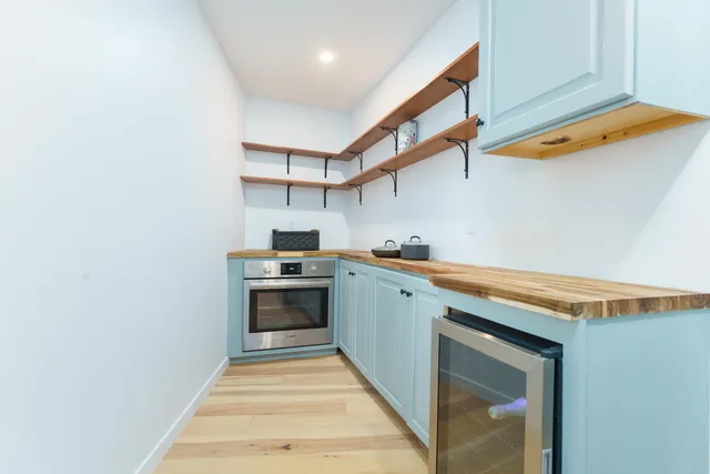 $1,450,000 | 333 Riverview Drive, Ann Arbor, MI 48104